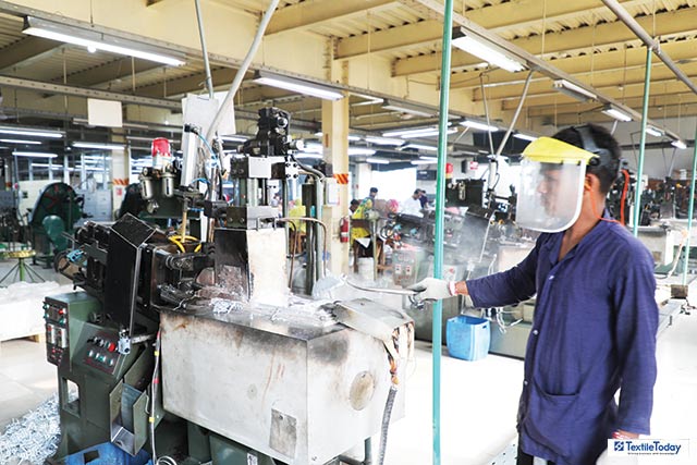 Dekko Accessories recycling materials melting machine