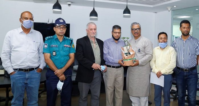 BGMEA-cooperation-BRT-garment-workers-Eid-journey