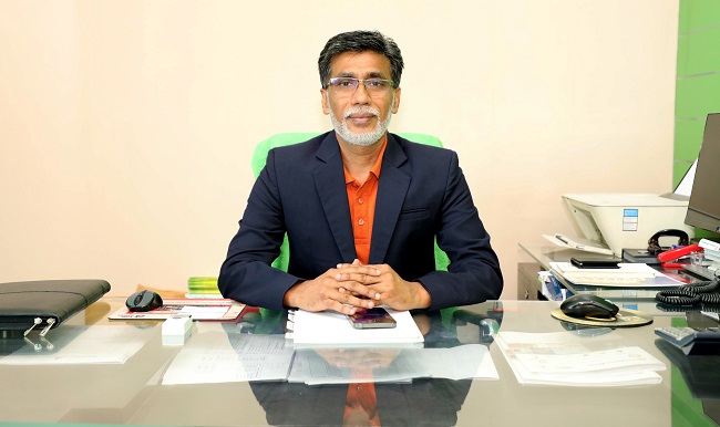 Yubkalar va külotlarda porno rasmlar Banyoda ona pornosini tomosha qiling