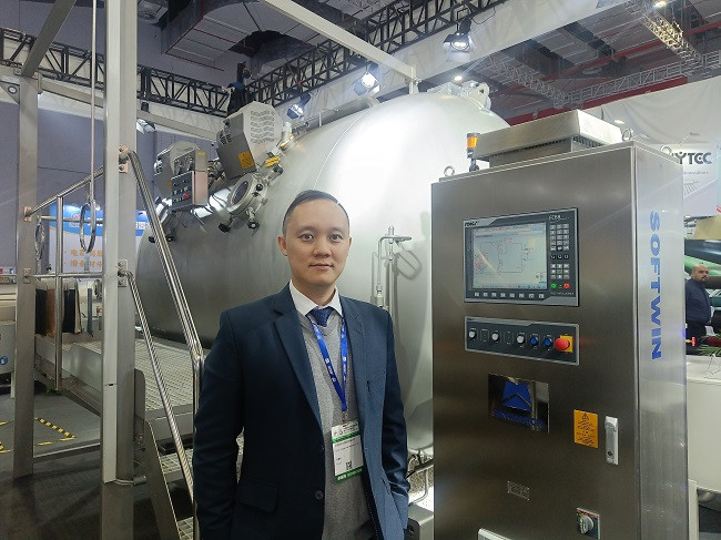 Kenneth K.W. Chu, Assistant Sales Manager, Fong's.