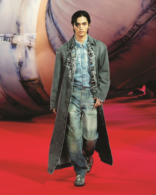 95 Y2k Style Pants ideas  aesthetic clothes, y2k style, pants