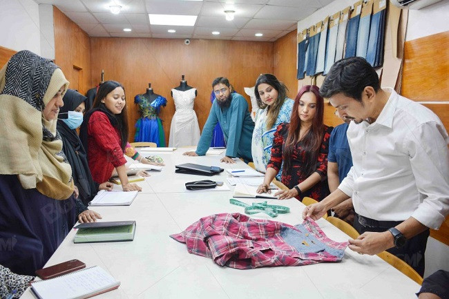 Bangladesh has the potential to become a leading polyester yarn