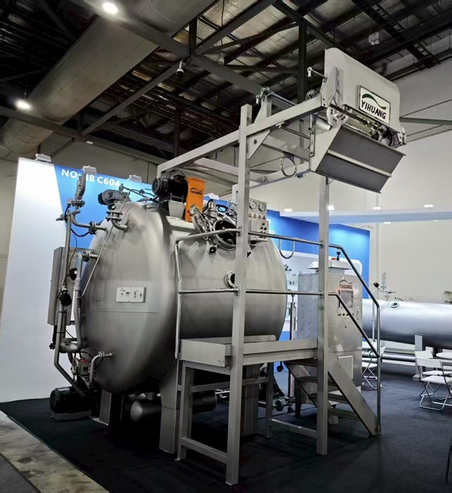 YIHUANG unveils next-generation high temperature dyeing machines at ITMA Singapore 2025