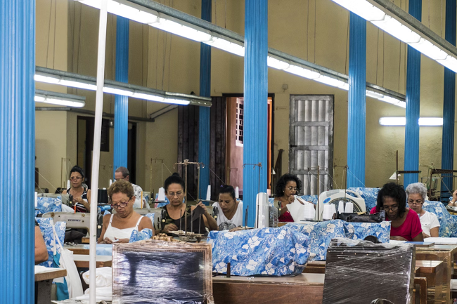 Supercharge your textile production with automated piercing robots